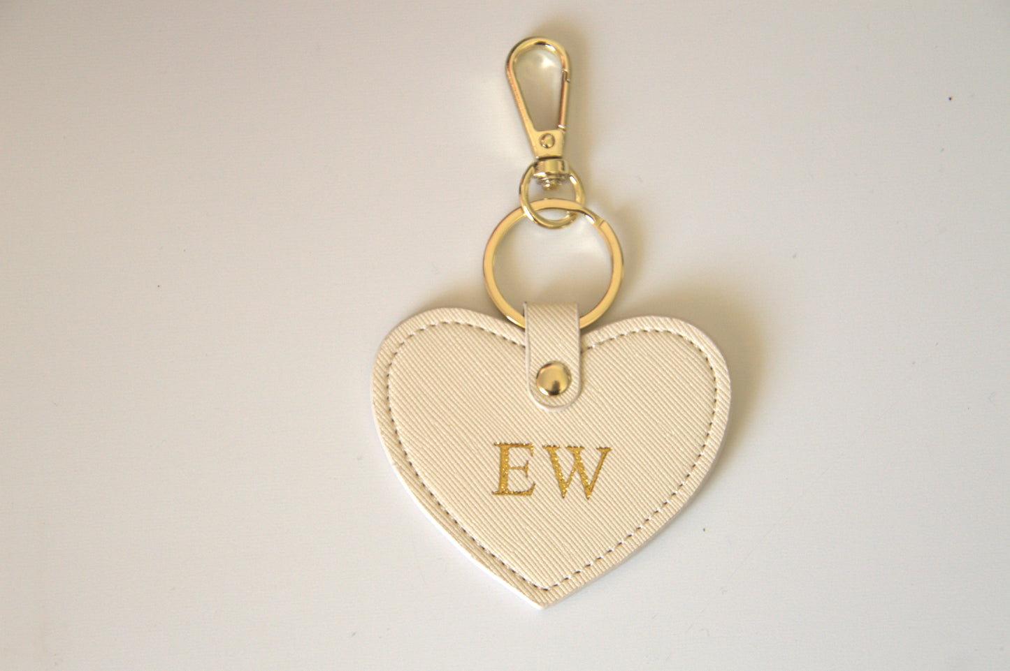 MONOGRAMMED HEART IVORY LEATHER KEYRING