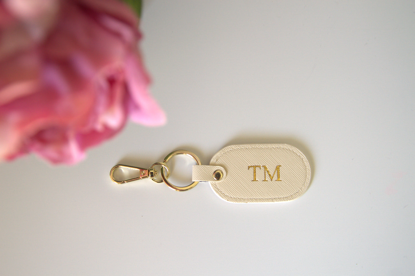 MONOGRAMMED OVAL IVORY LEATHER KEYRING