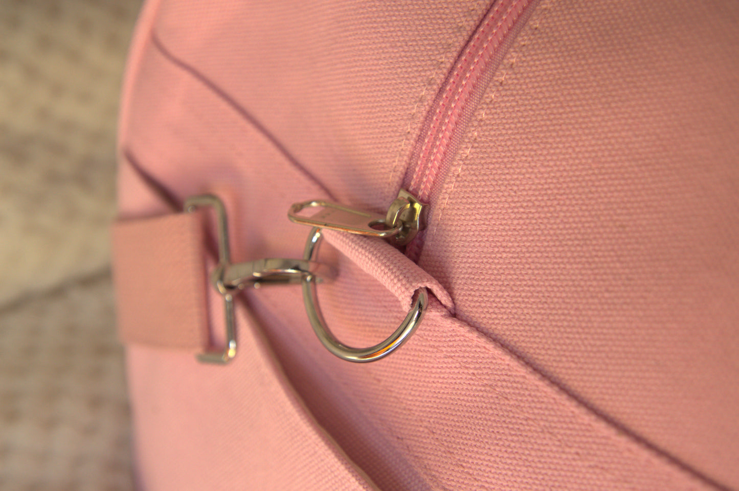 PERSONALISED BABY PINK OVERNIGHT BAG